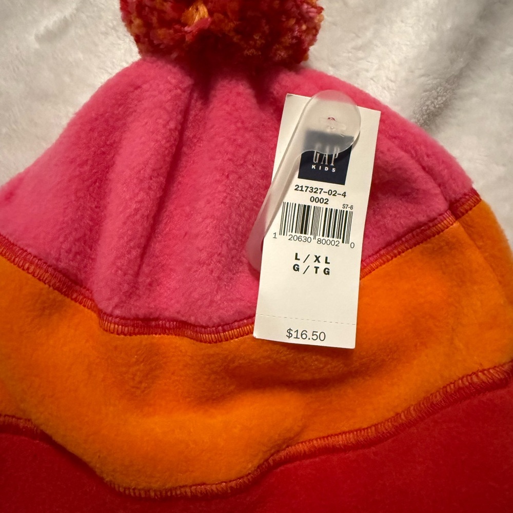 Colorful Pom-Pom Beanie - Picture 4 of 6